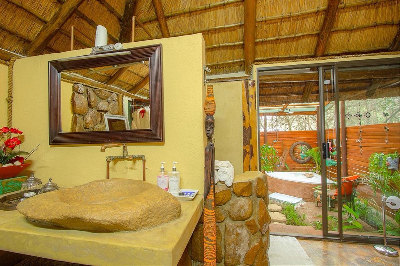 Wielewaal Bush Lodge Marloth Park Buitenkant foto