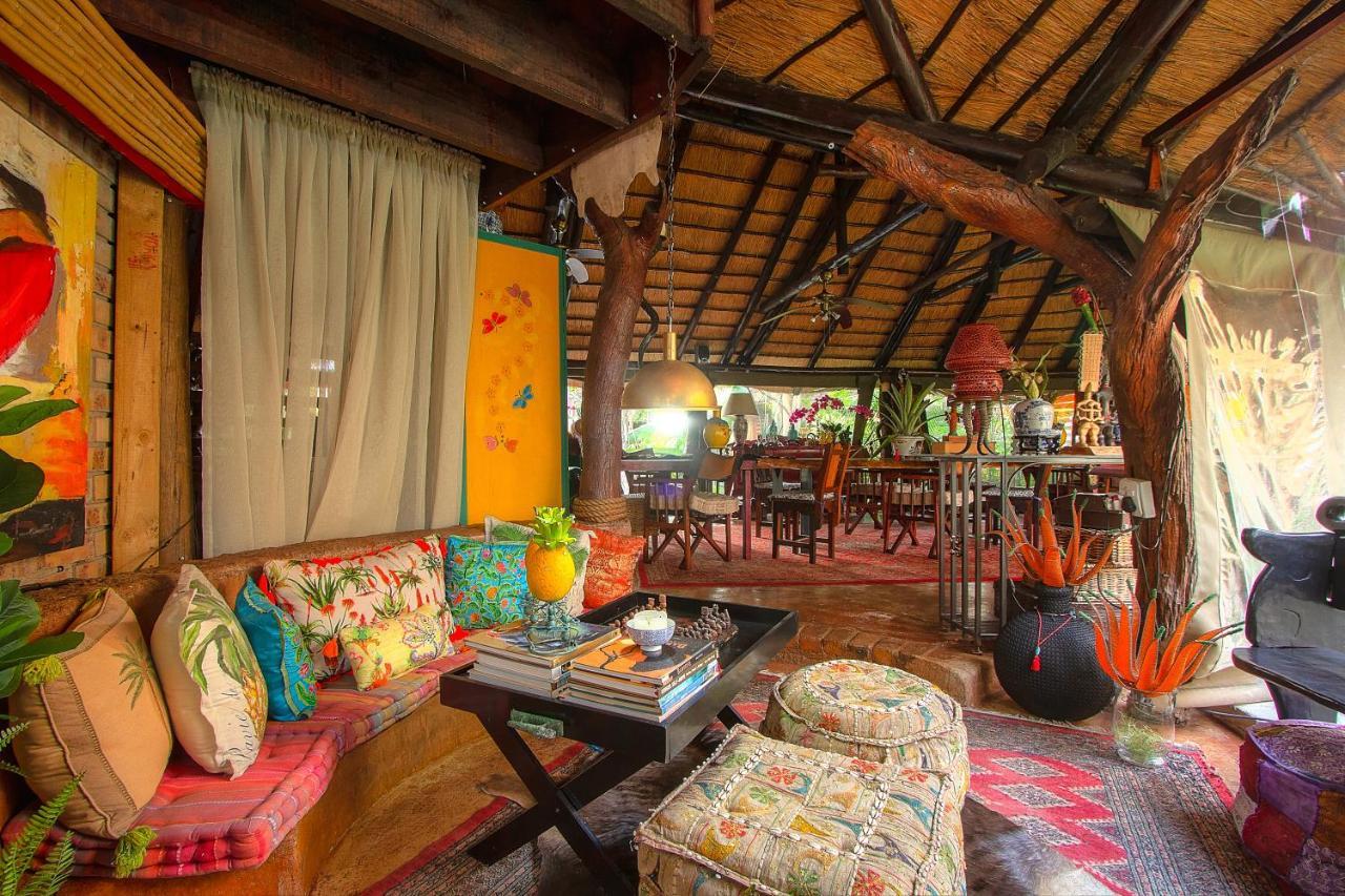 Wielewaal Bush Lodge Marloth Park Buitenkant foto