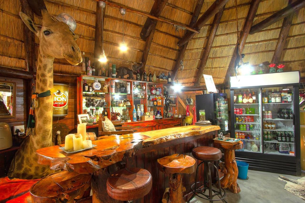 Wielewaal Bush Lodge Marloth Park Buitenkant foto